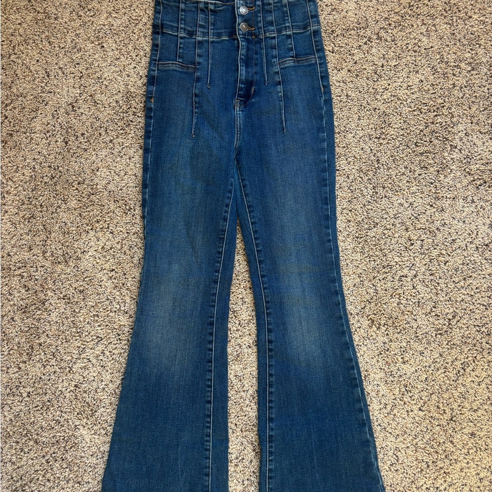 !!!SOLD!!! Women's Blue Flared Jeans